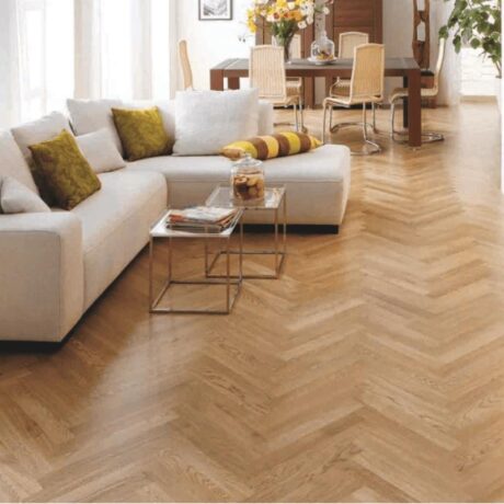 Natural-Oak-Herringbone.jpg|floors-dubai_engineered-wood-construction-thickness-width|Cross-cut_engineered-wood_floors-dubai|